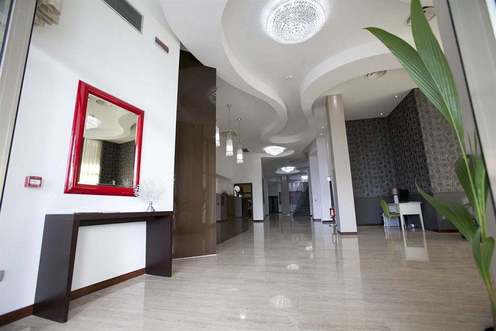 Rolling Hotel Casoria Dış mekan fotoğraf