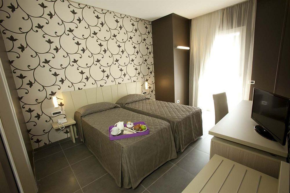 Rolling Hotel Casoria Dış mekan fotoğraf