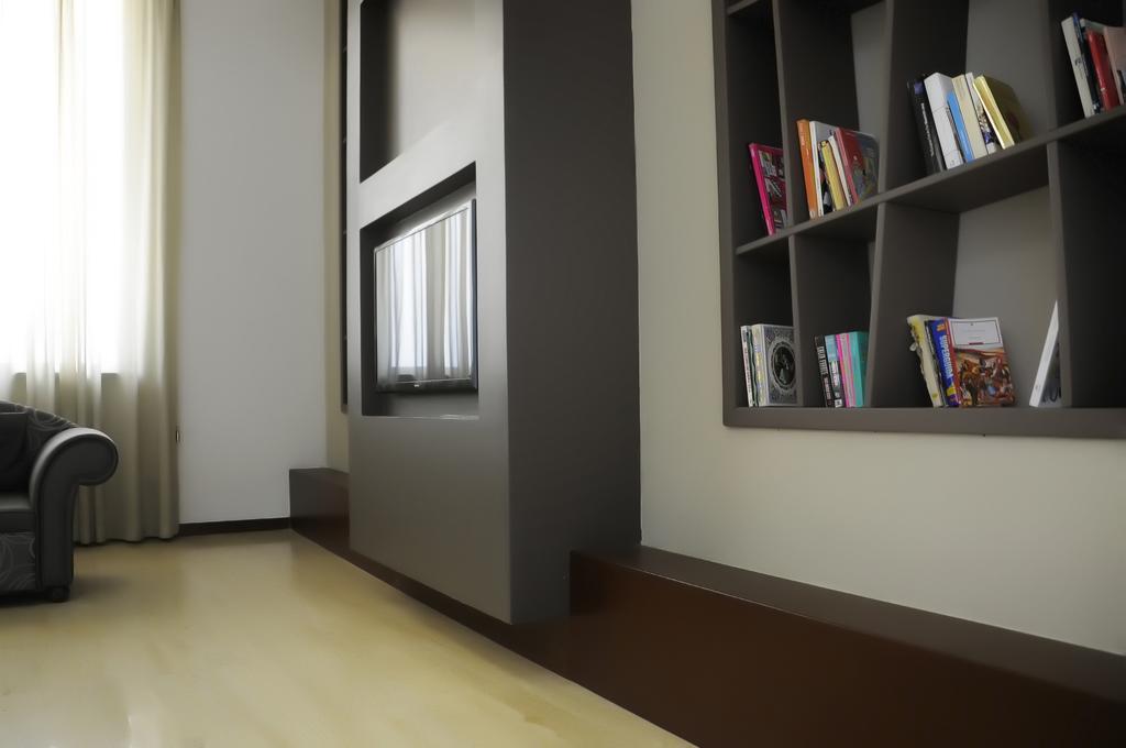 Rolling Hotel Casoria Dış mekan fotoğraf