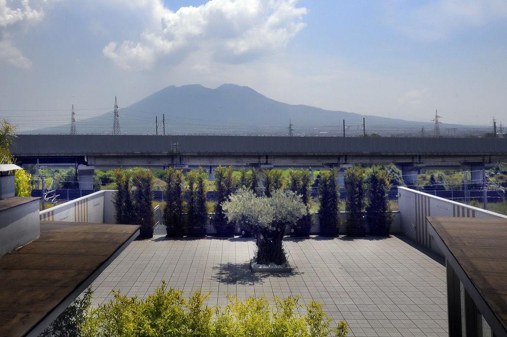 Rolling Hotel Casoria Dış mekan fotoğraf