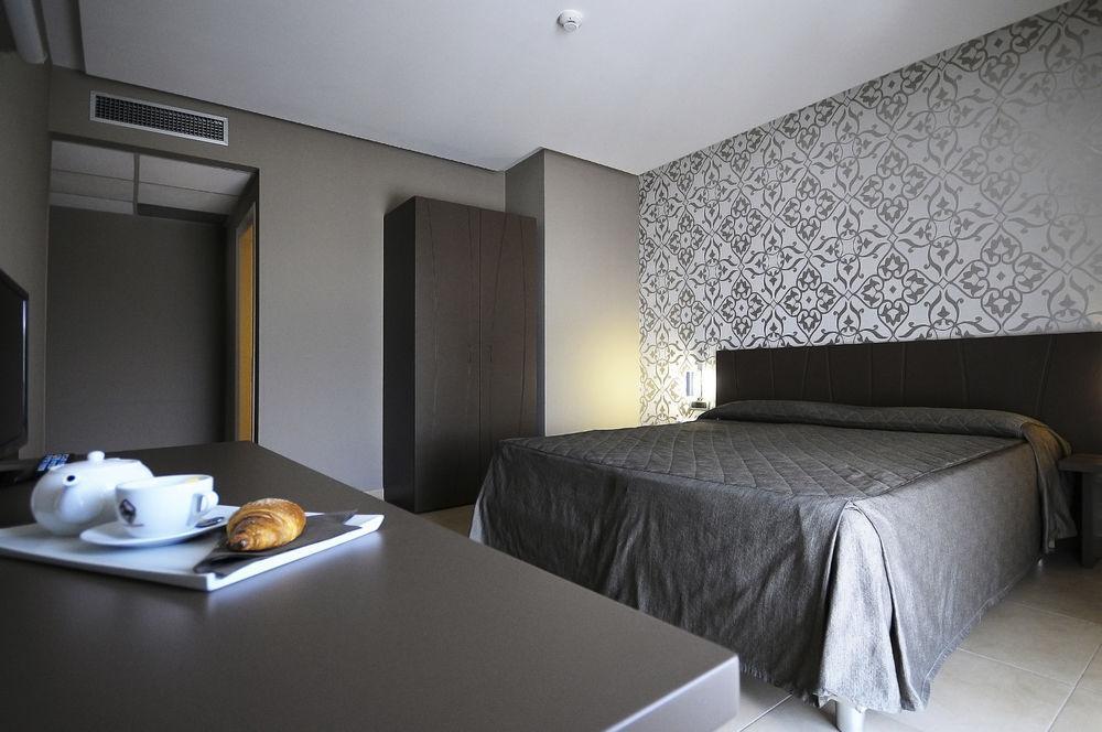Rolling Hotel Casoria Dış mekan fotoğraf
