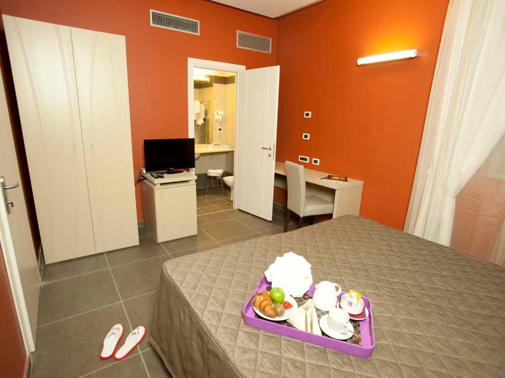Rolling Hotel Casoria Oda fotoğraf