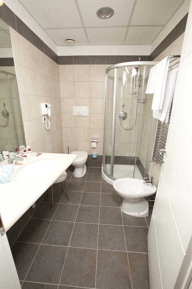 Rolling Hotel Casoria Dış mekan fotoğraf